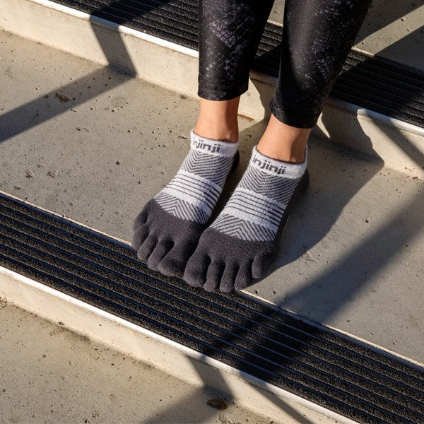 Baskets invisibles Injinji pour femmes, grises