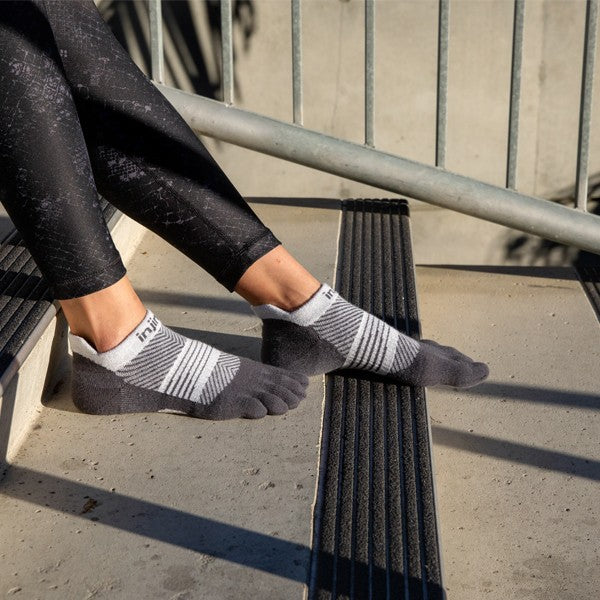 Baskets invisibles Injinji pour femmes, grises