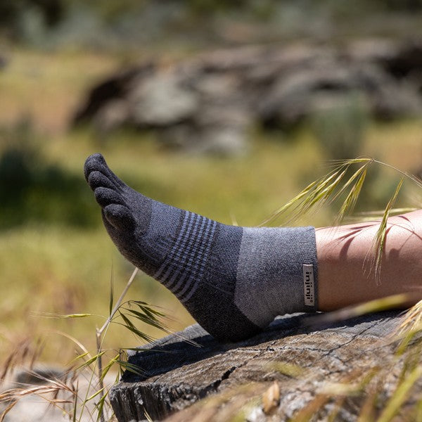 Injinji Damen Trail Mini-Crew Zehensocken  Granite