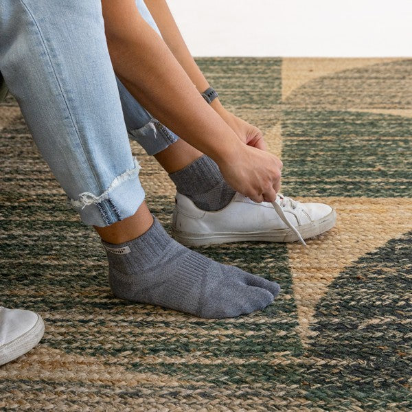 Injinji Split Toe Mini-Crew ASH