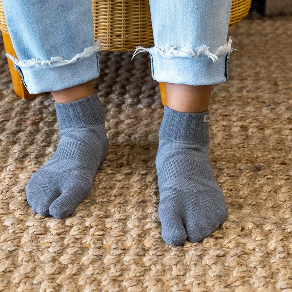Injinji Split Toe Mini-Crew ASH